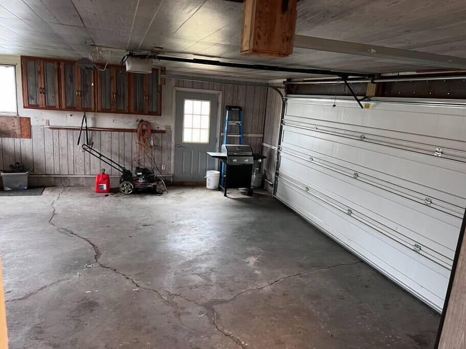 2 Car Garage