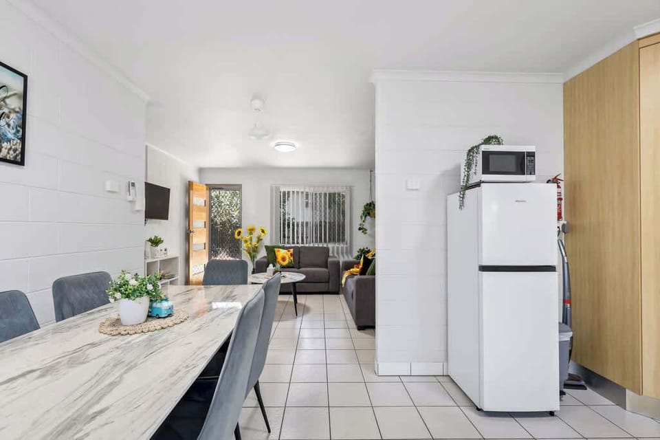 A full-sized fridge, offering plenty of space to store groceries and drinks for your stay. Additionally, a microwave is provided, perfect for quick meals or reheating leftovers, ensuring you have all the convenience you need during your visit.