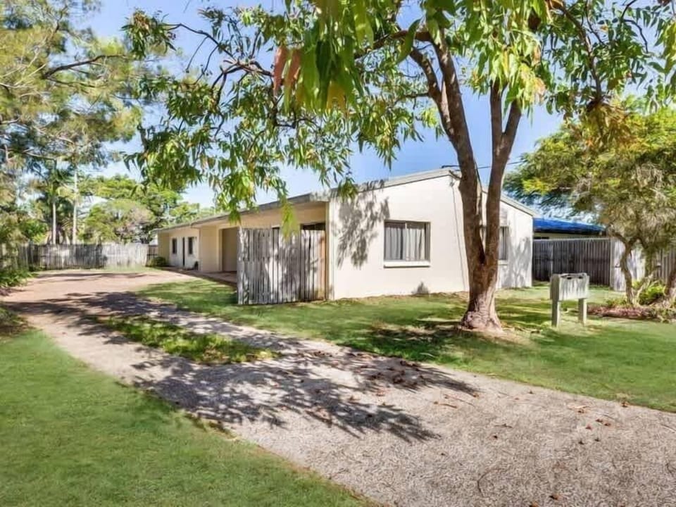 This beautiful, newly renovated bnb is nestled in a quiet leafy street.