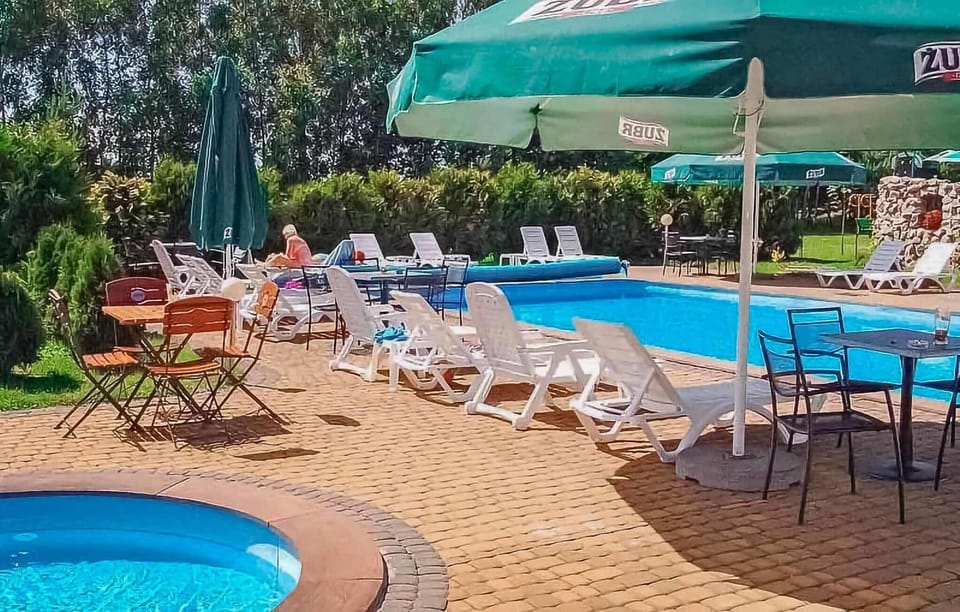 pool
