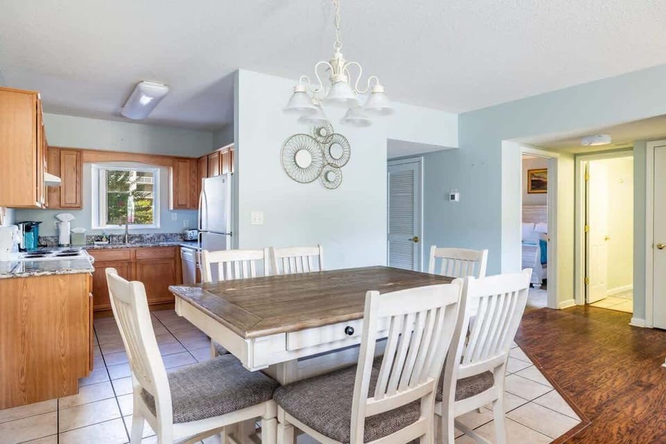 Enjoy a delightful home-cooked meal or choose a convenient takeout option to savor in the comfort of your home.