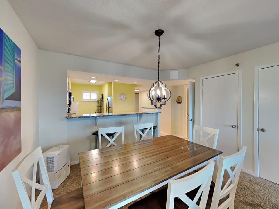 Dining Area - Table for Six and Bar Seating for Two