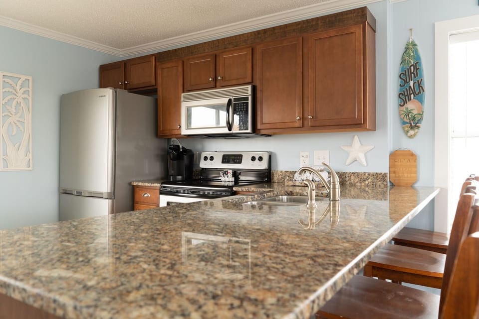 Full kitchen with all the amenities of home