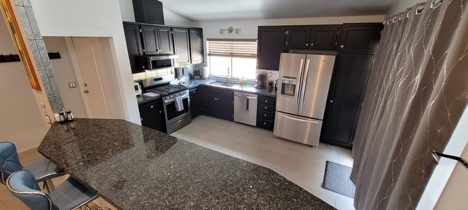 Upgraded kitchen! Fully stocked.