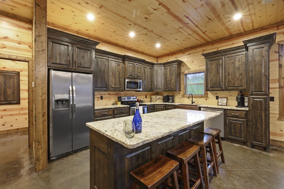 Cook and gather in style—this spacious kitchen combines modern amenities with ample space for family and friends to enjoy.