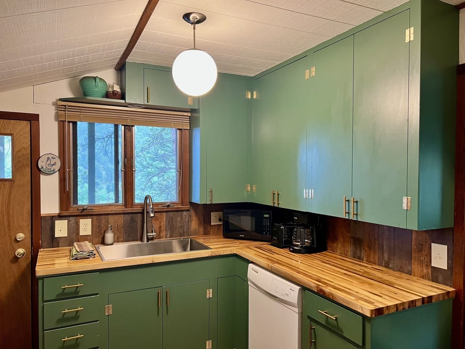 Lots of cabinet space