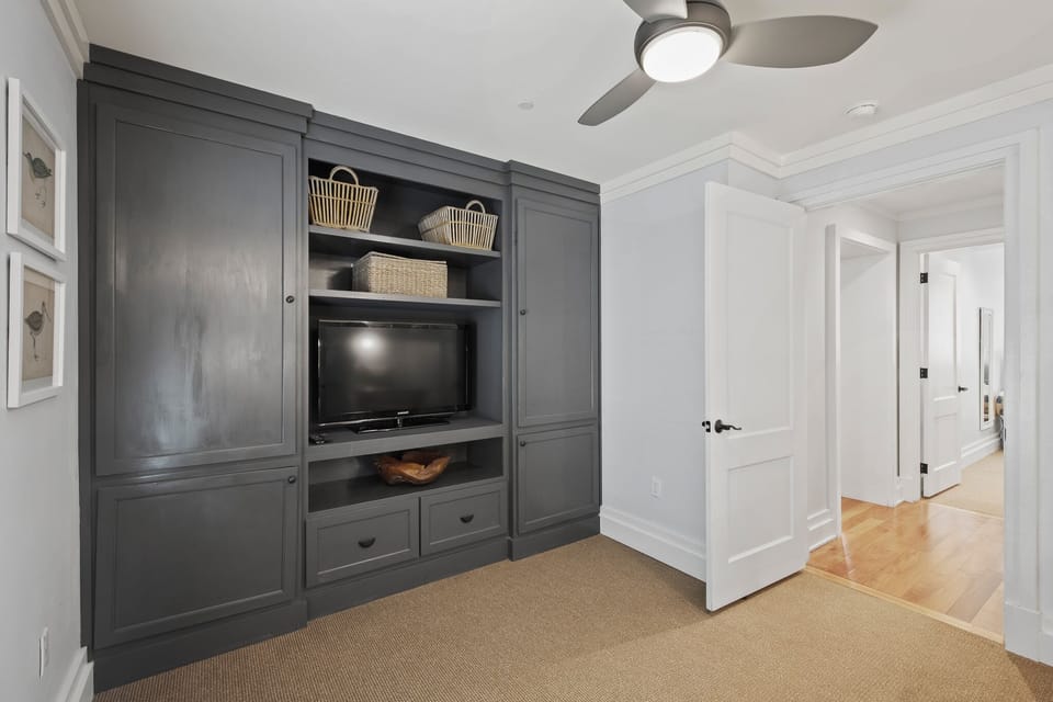 Bunk Bedroom