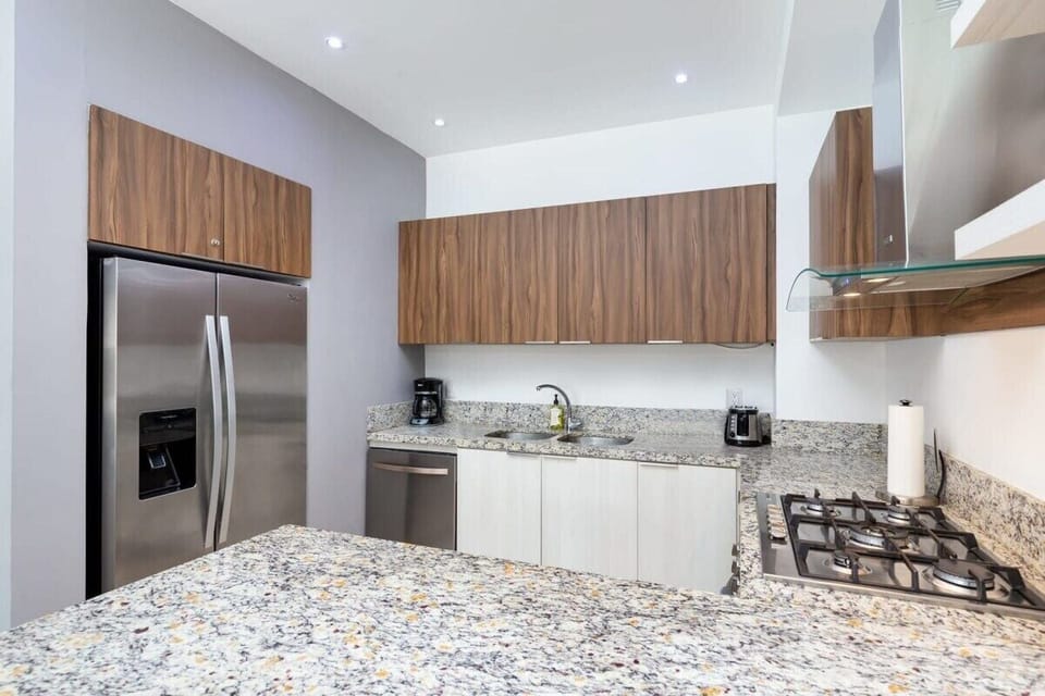 KItchen Full Range & House Sized
