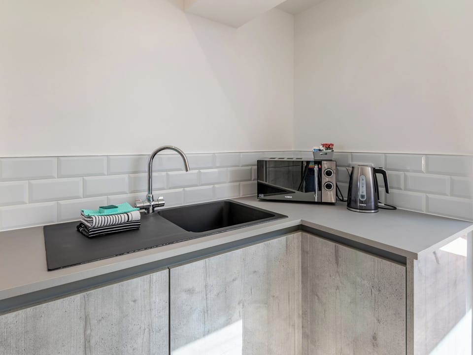 Kitchen | Sea Breezes, Anderby Creek, near Chapel St Leonards