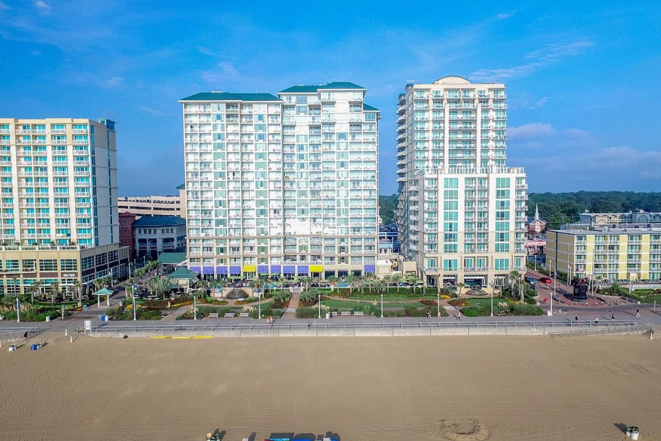 Well-maintained property with direct beach access!