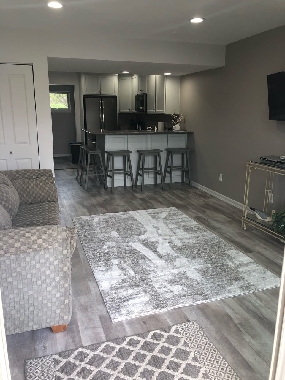 Looking back at the kitchen from the living room. 
