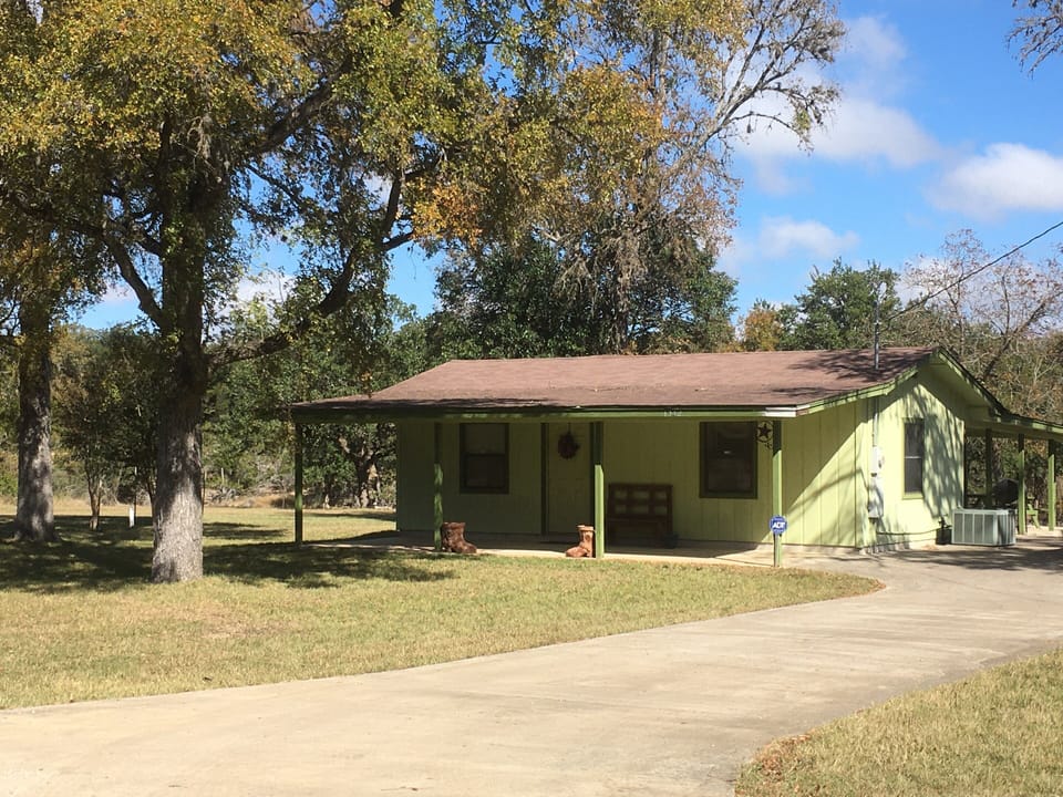 Lake Hiawatha Cottage.