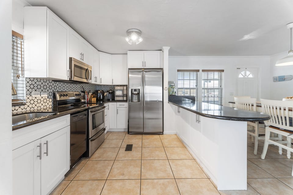 Kitchen and counter area 