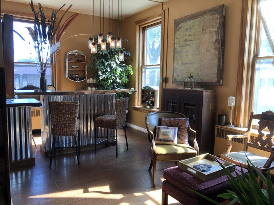 Bar with wine cooler