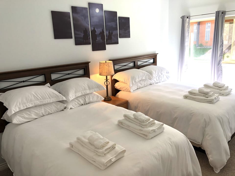 Second bedroom. 