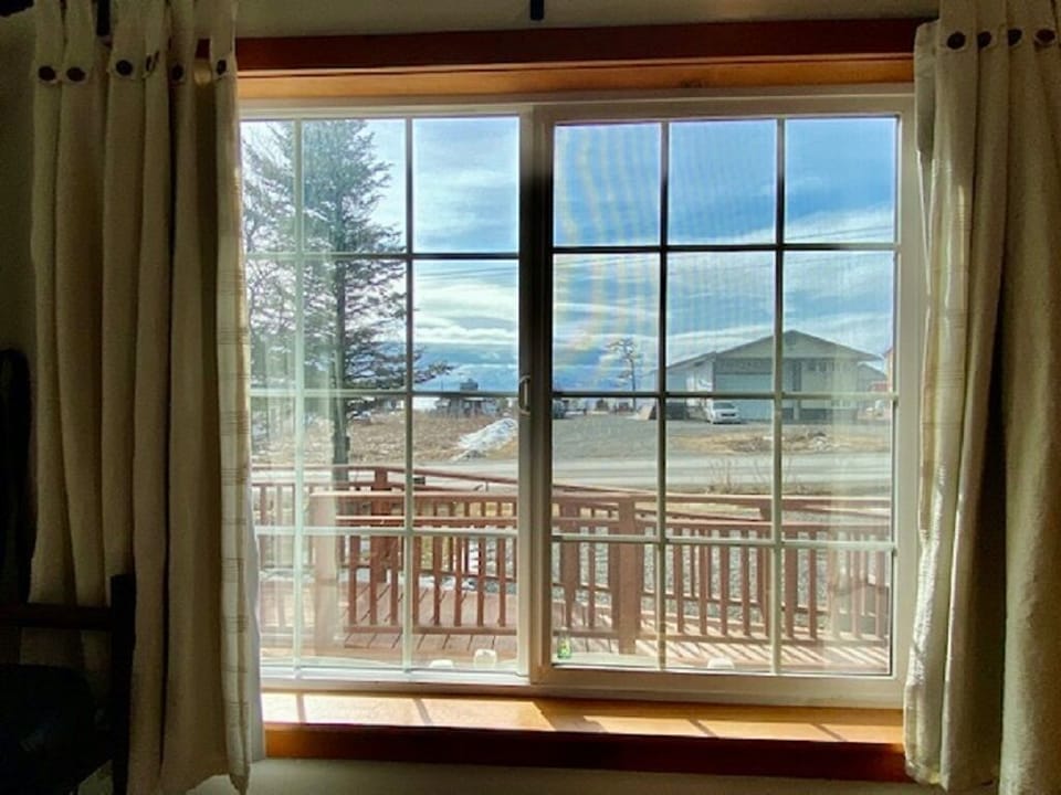 VIEW FROM THE DINETTE