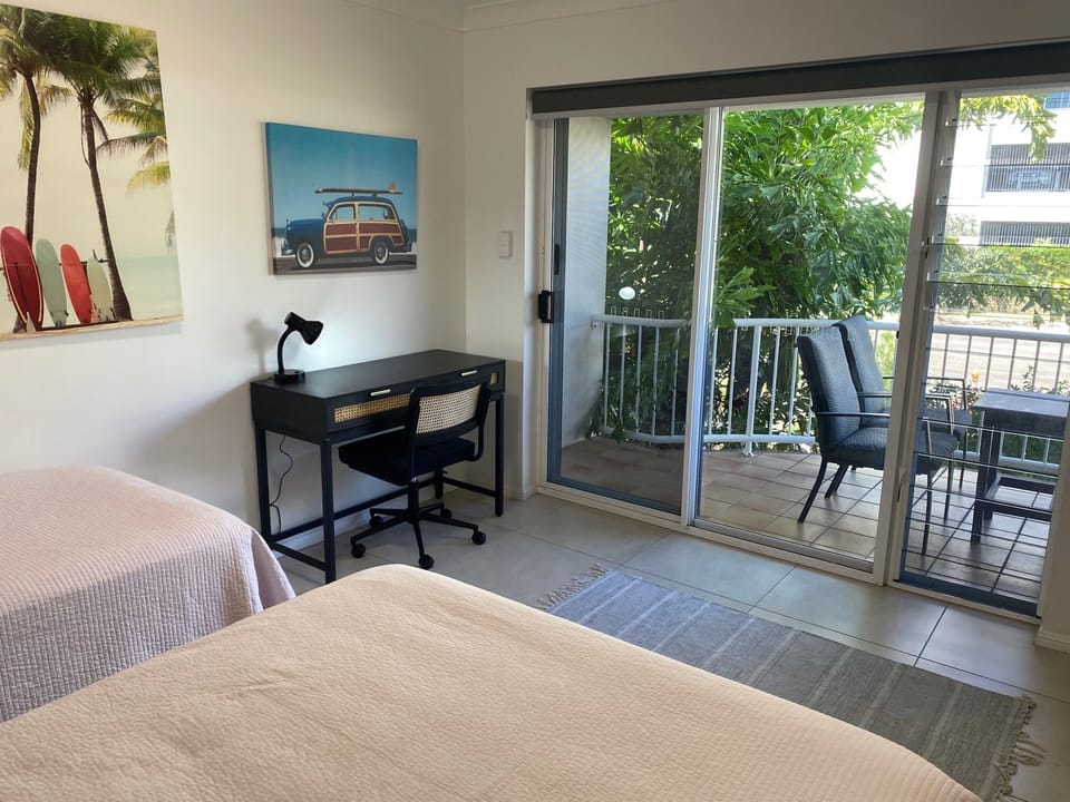 Bedroom 2 with work desk & balcony

