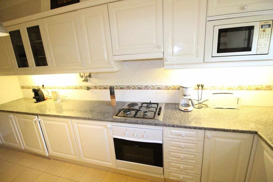 Kitchen - 2 Bedroom Apartment at Castelo Beach – Albufeira (Jardins do Castelo)