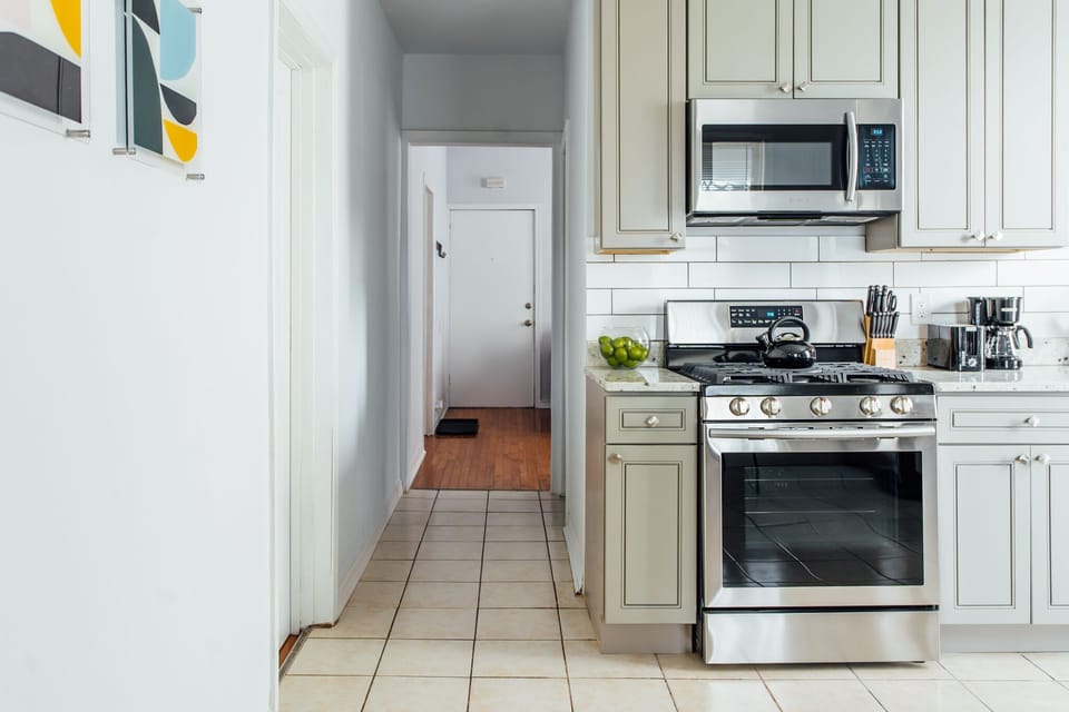 Cook your favorite meals in this Lovely Kitchen