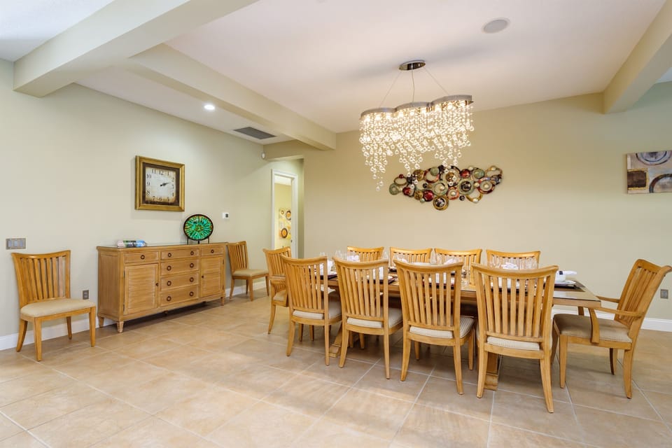 Huge Dinning Room Table
