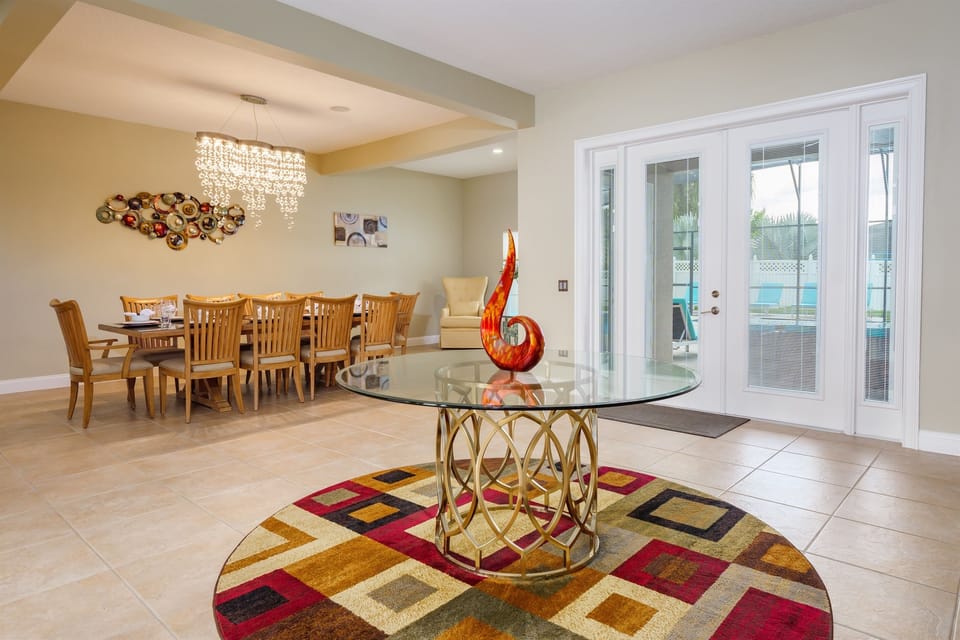 Huge Dinning Room Table