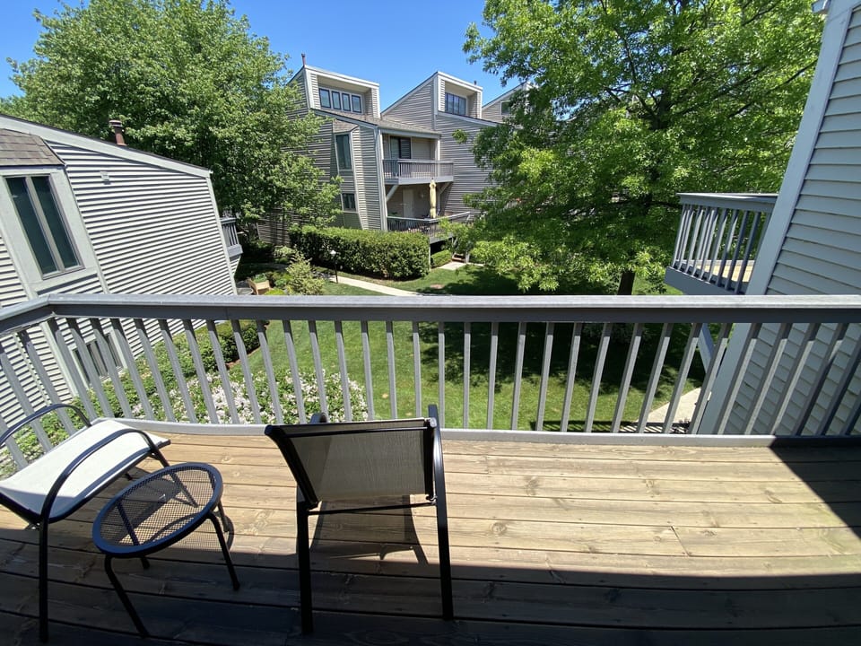 Second bedroom balcony