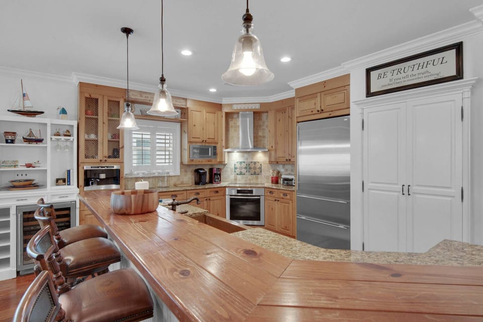 Nice large kitchen island