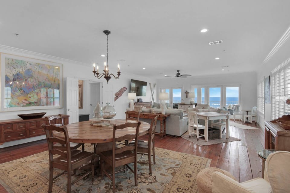You and your family will love enjoying the gorgeous views of the gulf from anywhere in this open-concept space!