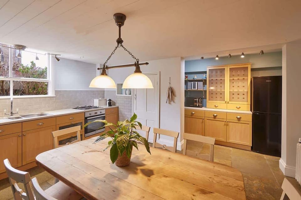 Austen House, Whitby - Host & Stay