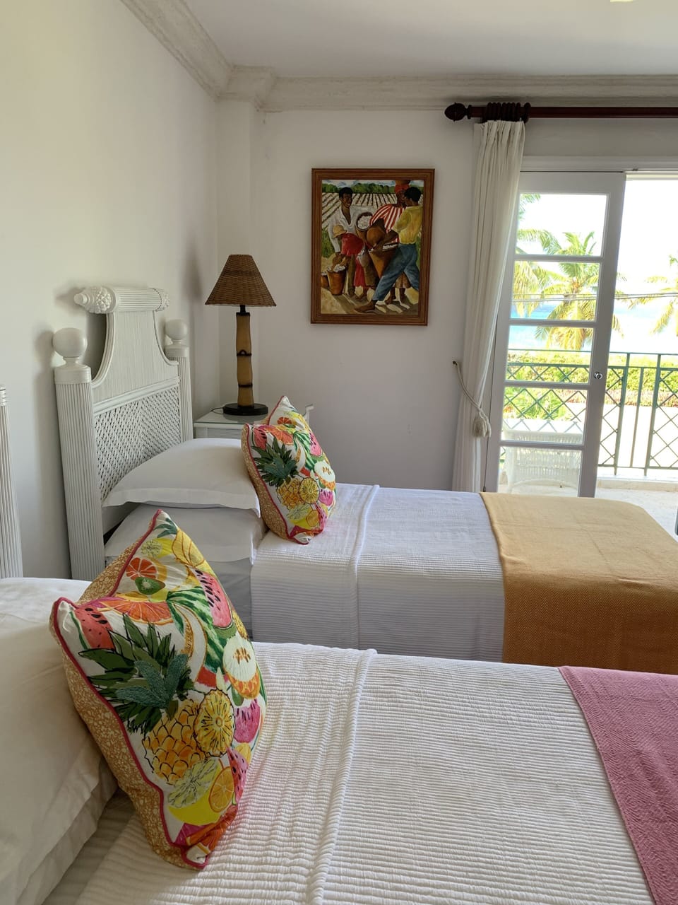 Twin Room with access to terrace and sweeping sea views