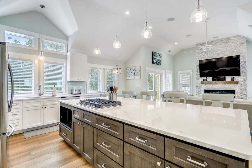 CC273: Blue Skies | Top Level Kitchen
