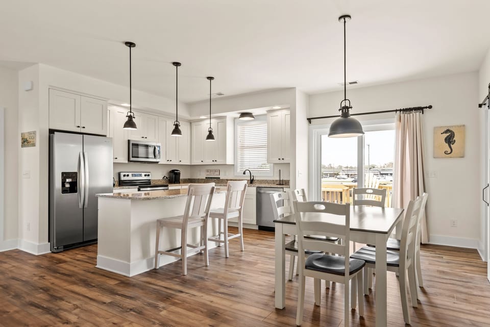 KDN5430: Cole's Cabana | Dining Area and Kitchen