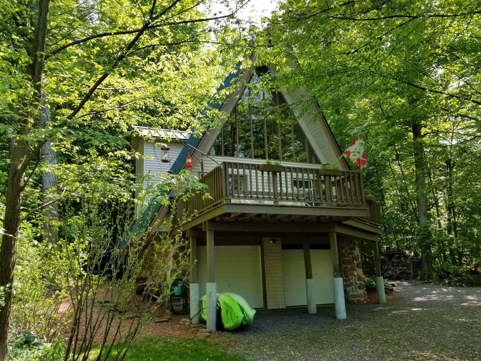 Guests are welcome to use the kayaks.