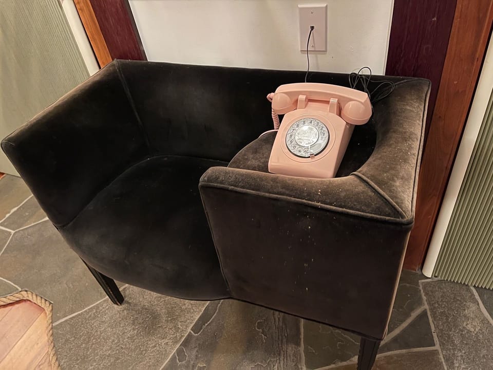 Retro phone station