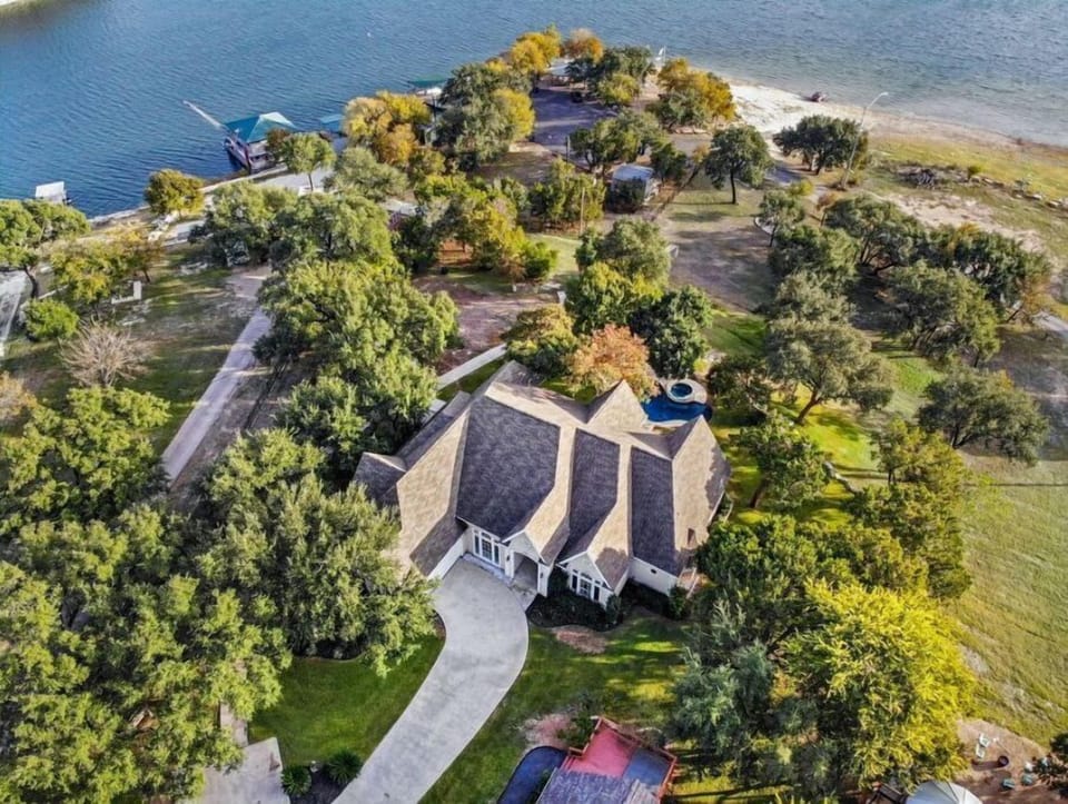 Nearly 2 Acre Lush Yard Overlooking Lake Travis