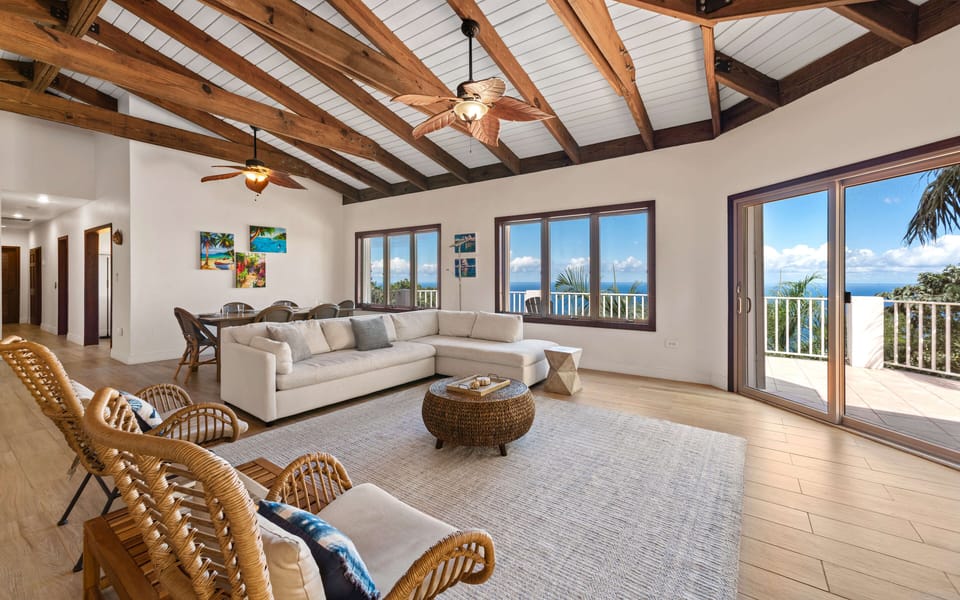Living Area w/stunning views