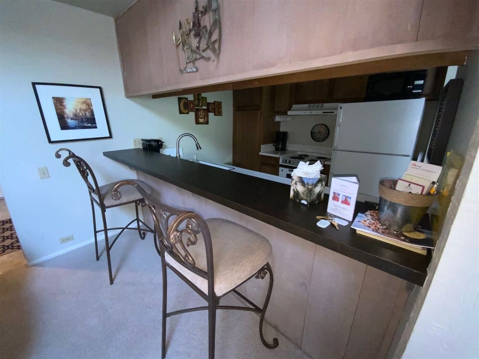Breakfast Bar