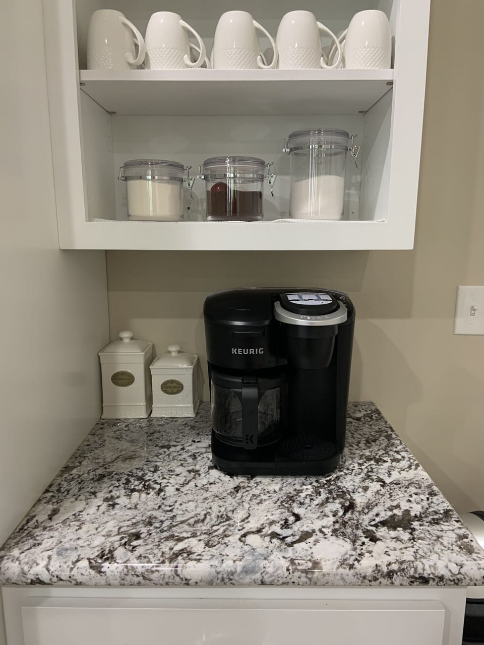 Keurig coffee maker and standard coffee pot are available.    