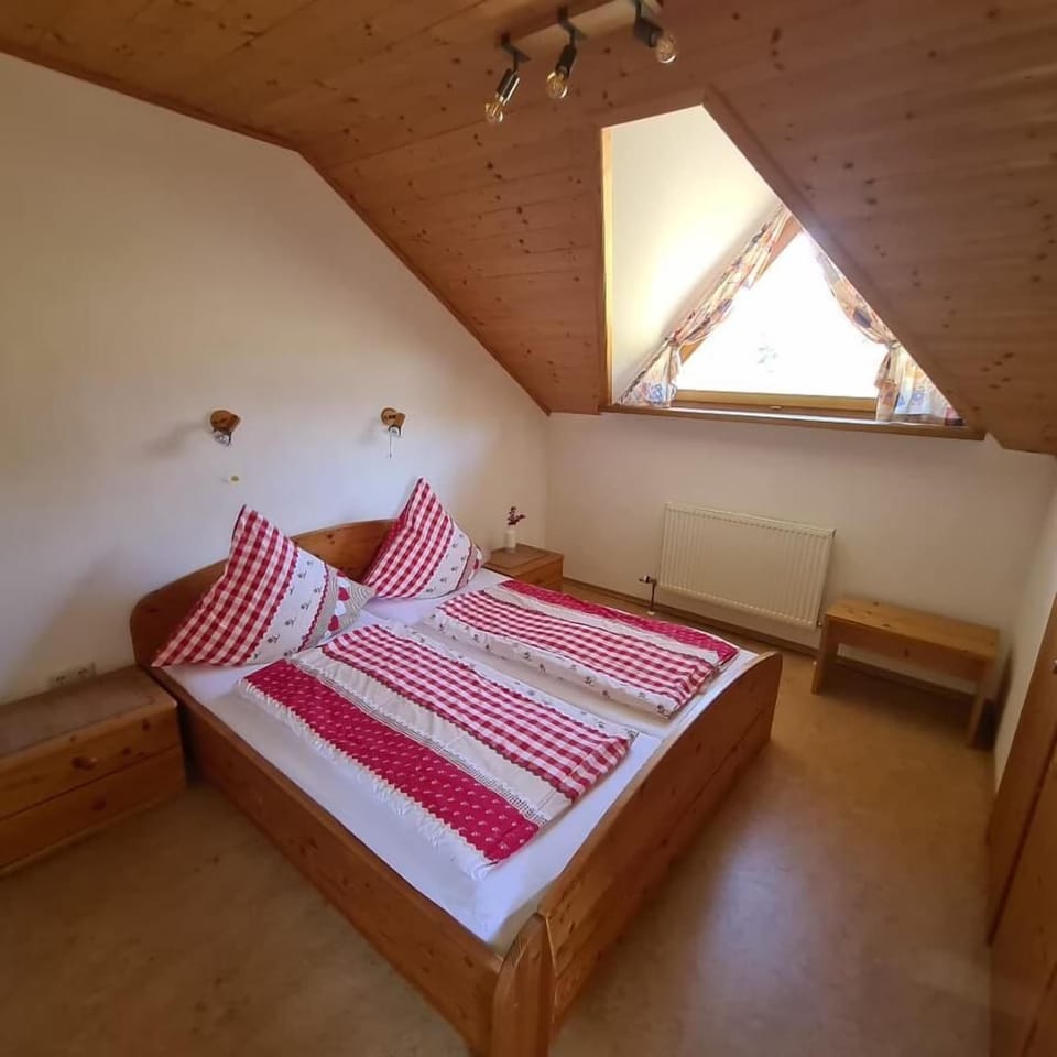 70qm-ferienwohnung auf Zwei Stockwerken für bis zu Vier Personen Apartment in Bavaria