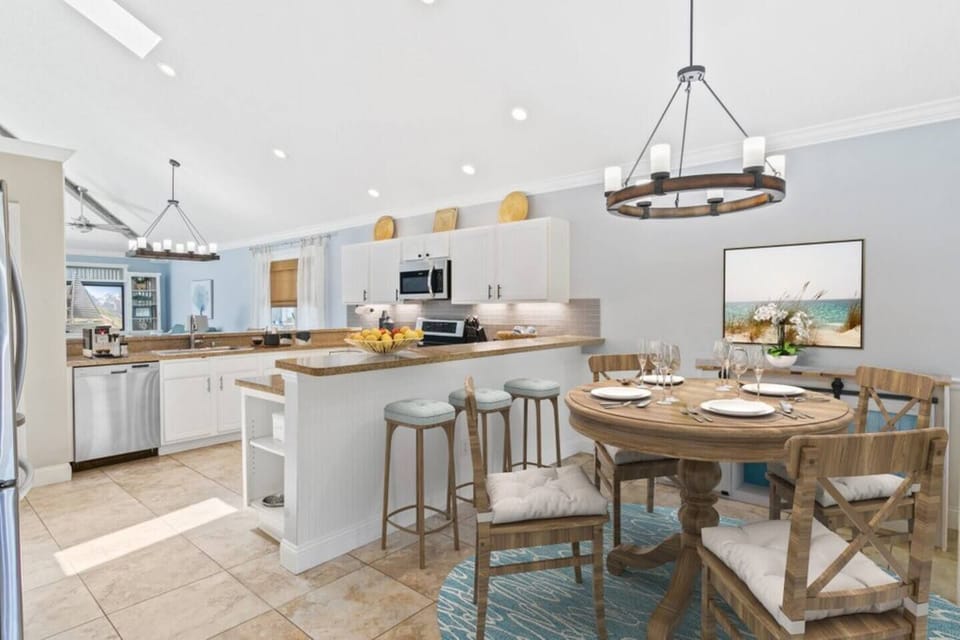 Bright breakfast nook for morning coffee or family meals