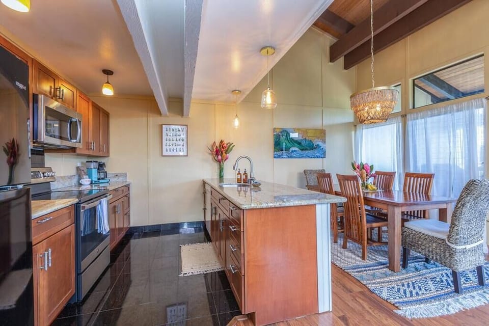 Kitchen & Dinning