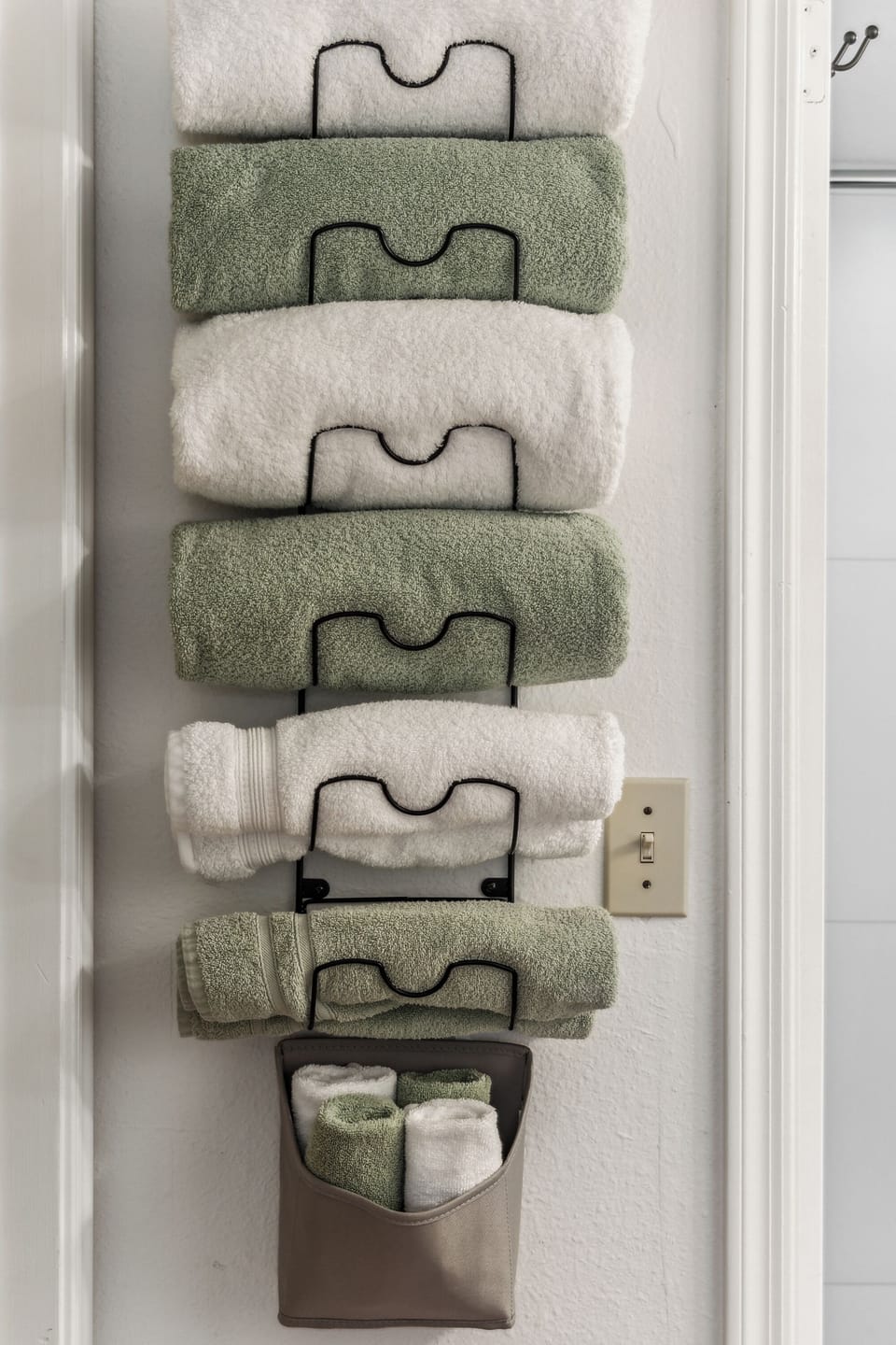 Bathroom amenities