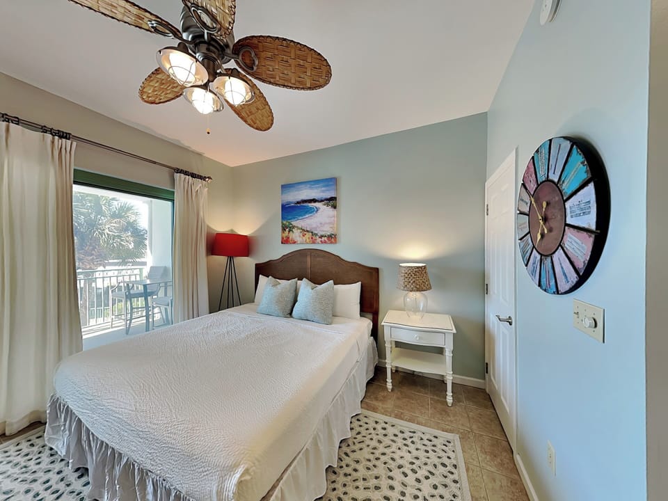 Studio Sleeping Area - Queen Bed - Balcony Access