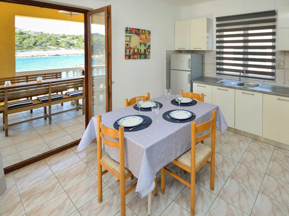Furniture, Cabinetry, Tableware, Table, Window, Kitchen Sink, Wood, Building, Interior Design, Kitchen Appliance