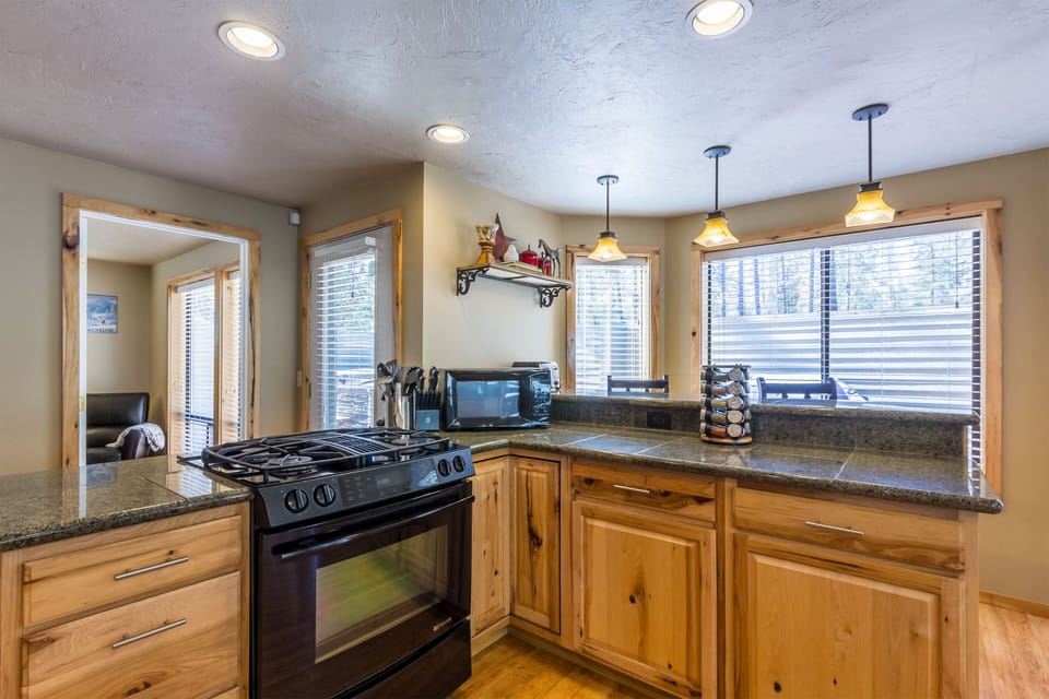 Kitchen - Main Level