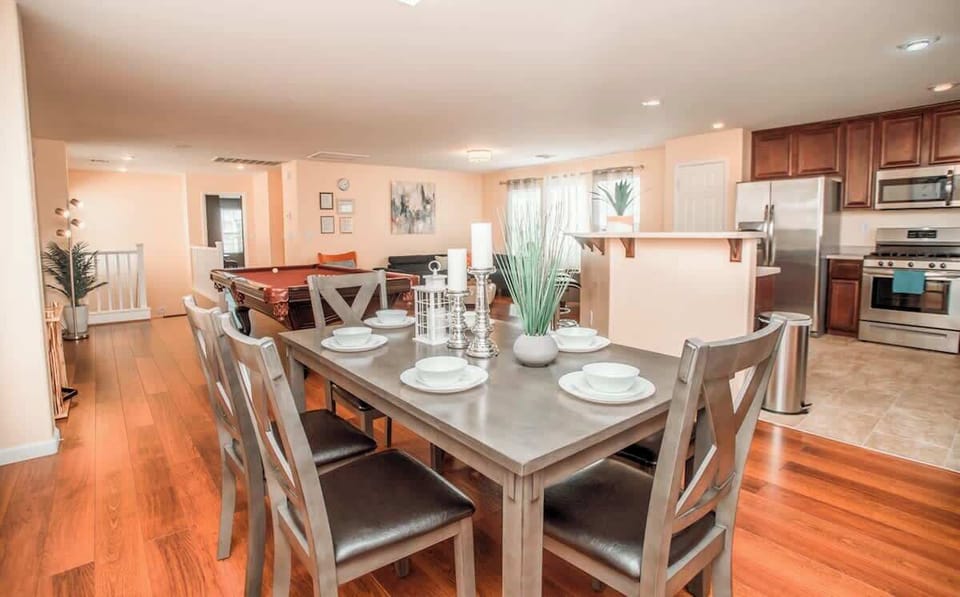 Our open layout is an entertainer's dream!