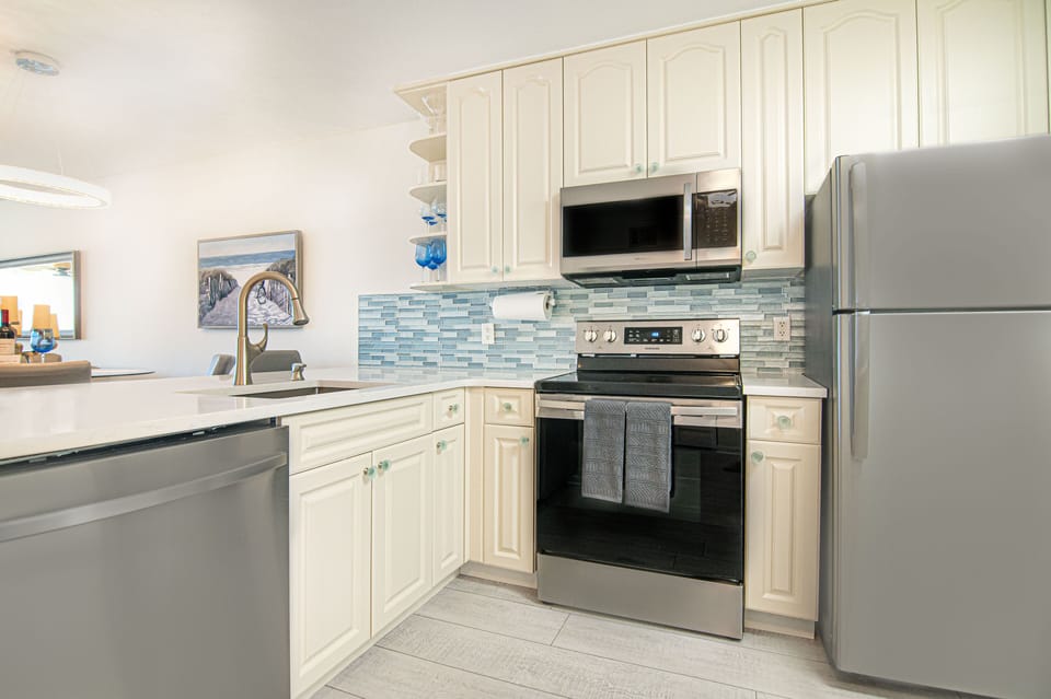 kitchen with stainless steel appliance 