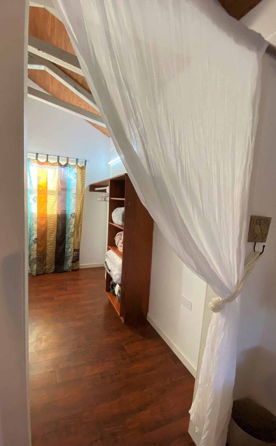 Kiwi master bedroom closet