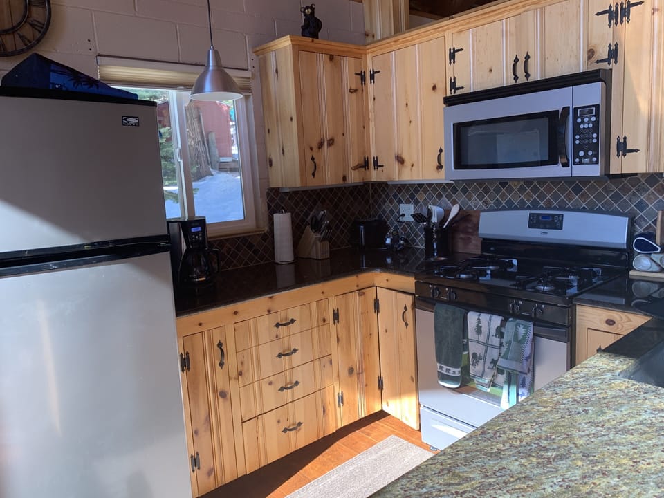 Kitchen, main level