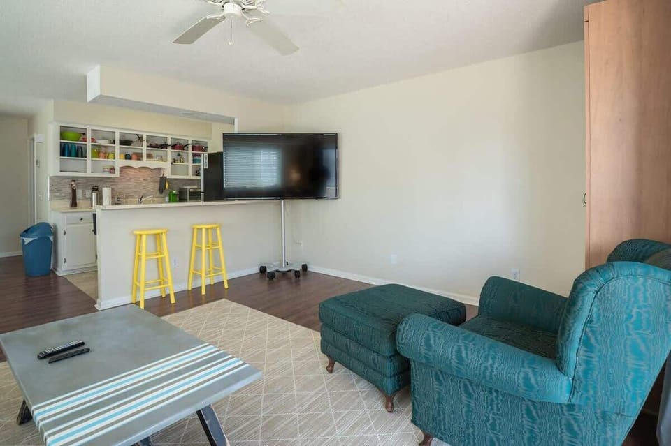 Countertop Seating For Two, 66 Inch TV